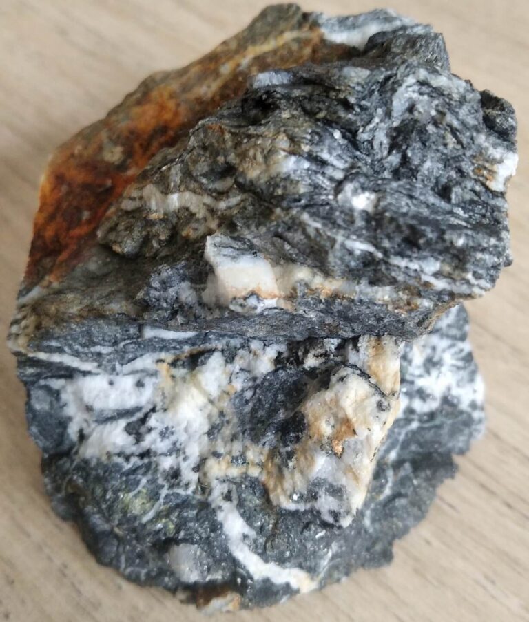 edugeologia-muzeum-brekcja-tektoniczna